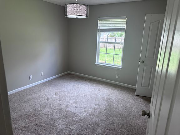 5th image of 1730 Locerbie Dr