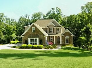4504 N Gate Dr, Gainesville, GA 30506