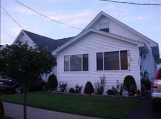 1317 Richard St, Schenectady, NY 12303