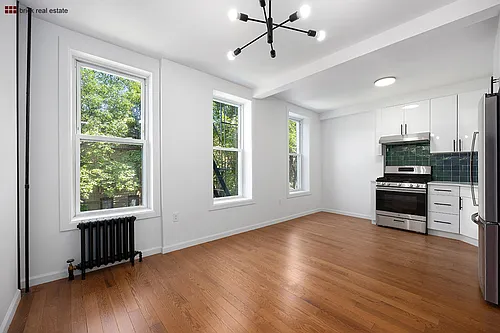 1730 Stanhope St #2 Photo 1