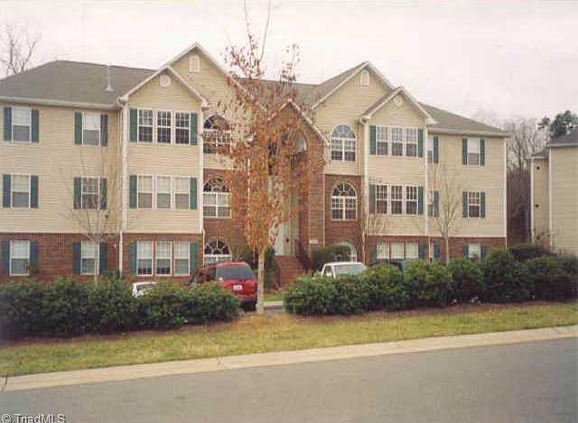 1st image of 632 Mill Pond Dr