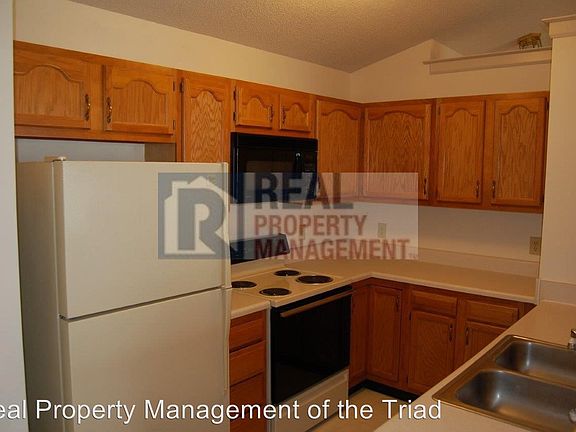 2nd image of 5004M Lawndale Dr