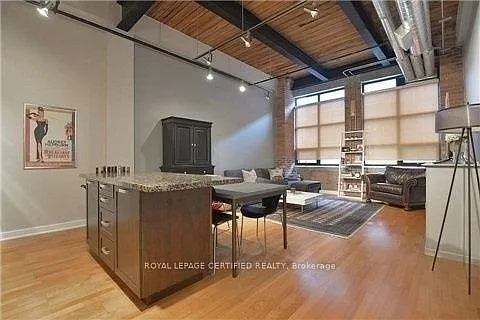 43 Hanna Ave #107 — Photo 6
