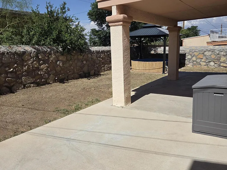 3717 NE Hubble Dr — Photo 40
