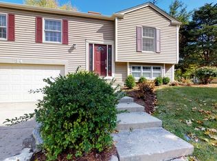 34 Fernwood Rd, Montgomery, IL 60538