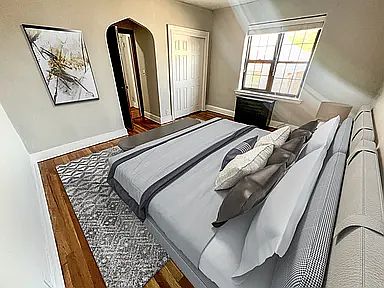 2nd image of 2048 Colonial Ave #2