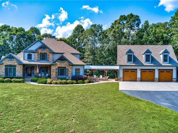 756 John D Reeves Rd, Dawsonville, GA 30534
