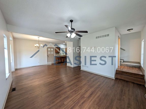 2nd image of 2801 Metropolitan Ave