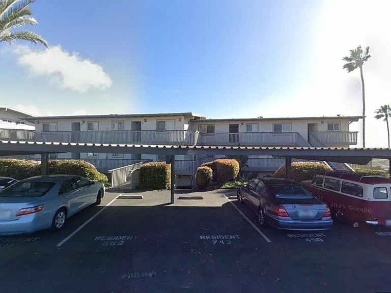 640 W Solana Cir #MAIN — Photo 9