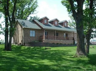 83405 320th St, Ellendale, MN 56026