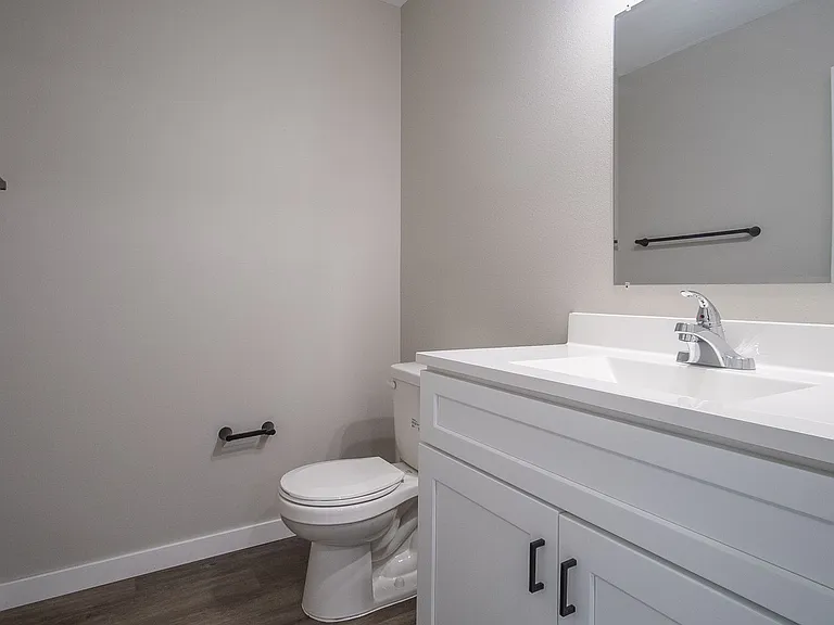 Raegan Estates — Photo 11