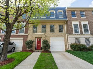 2754 Unicorn Ln NW, Washington, DC 20015