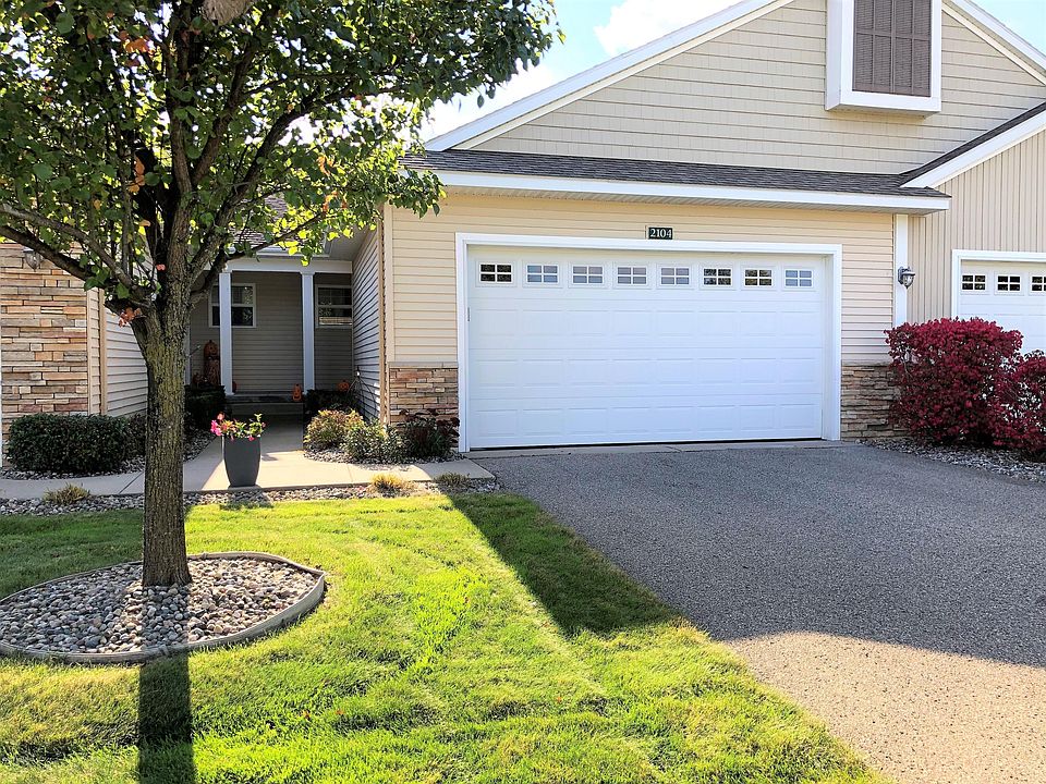 1st image of 2104 Petoskey Dr