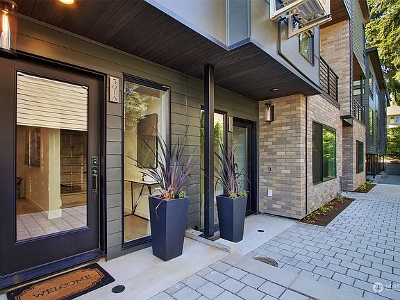 2nd image of 501 A 2nd Avenue S