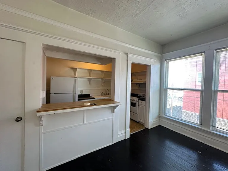 1059 N State St — Photo 2
