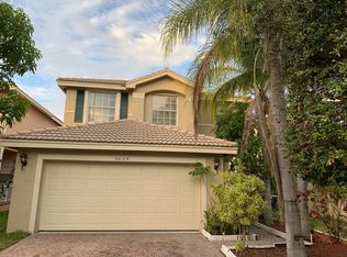 5025 Northern Lights Dr, Greenacres, FL 33463