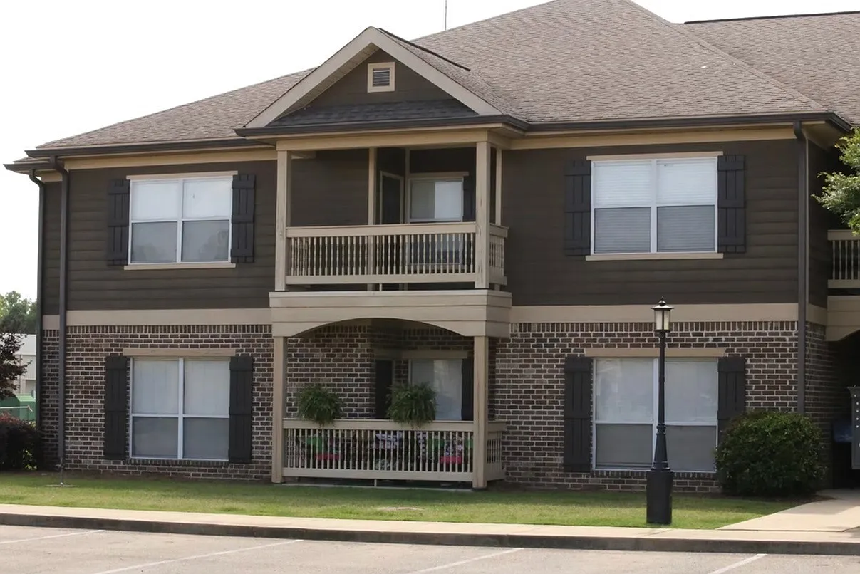 Park Place Apartments — Photo 2