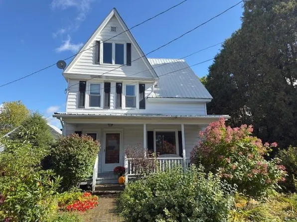 52 Church Street, Richmond, VT 05477