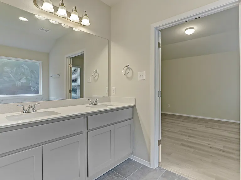 3902 Crockett Ave — Photo 9