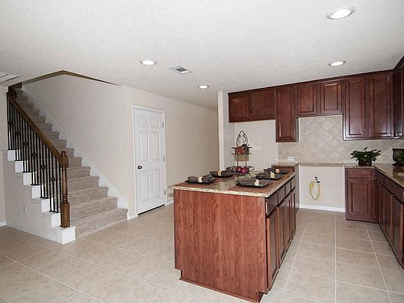 2nd image of 8923 Carmel Grove Ln