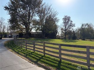 5148 Dearth Rd, Springboro, OH 45066