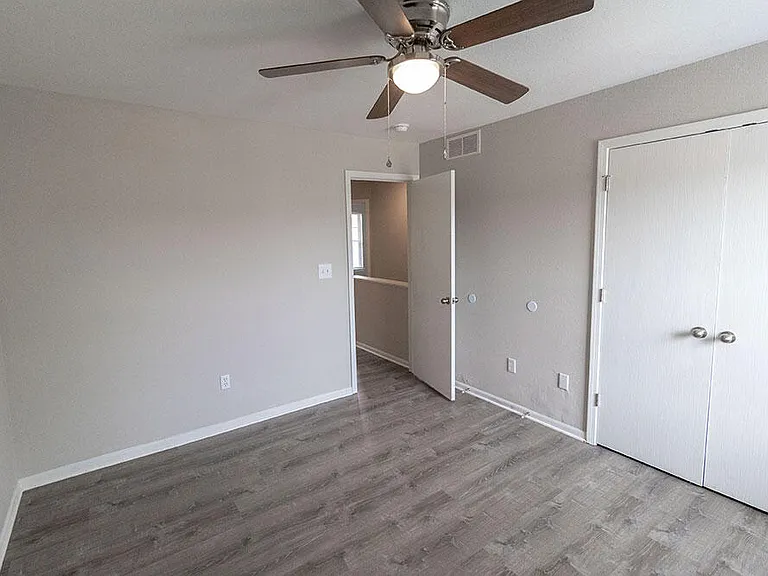 5211 Currituck Ln — Photo 34