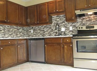 1906 Valley Ter SE, Washington, DC 20032