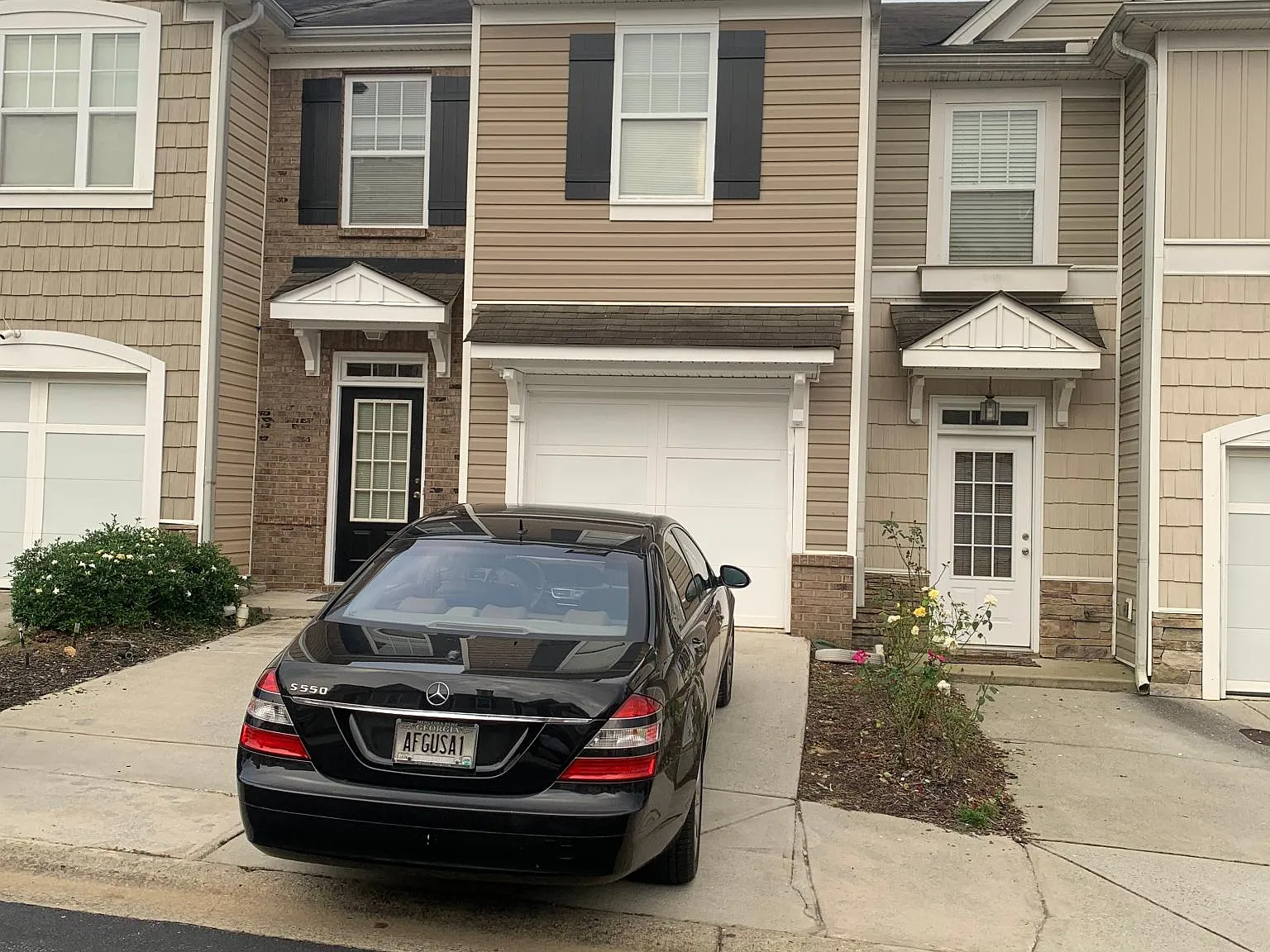 3 bed, 1696 sqft, $2,100 — Photo 3
