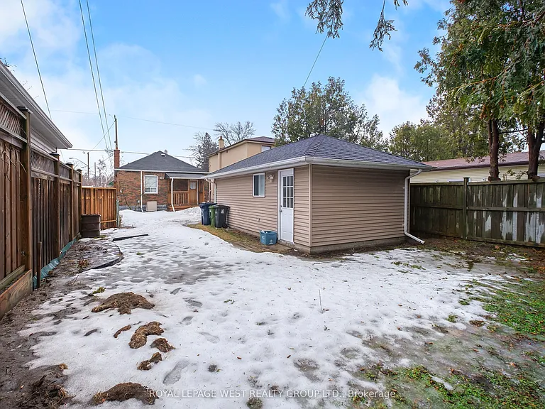 24 Barker Ave — Photo 42