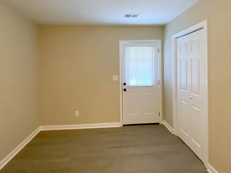 191 Harvell Dr #G1 — Photo 17