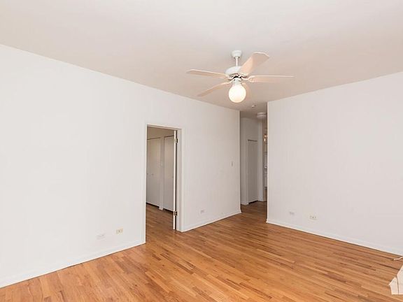 3rd image of 706 W Barry Ave #2b2nd