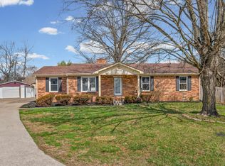561 Campfire Dr, Murfreesboro, TN 37129
