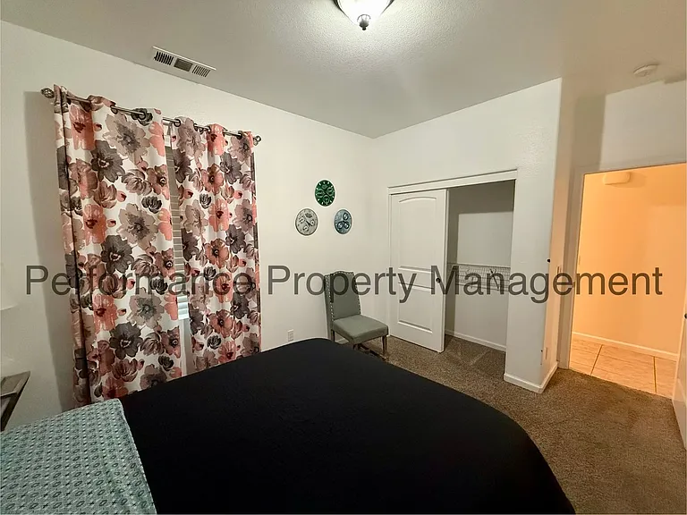 5720 Woodard Ridge Dr — Photo 15