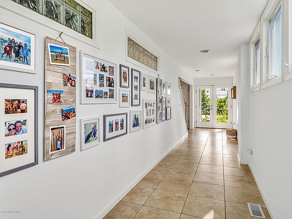 5th image of 177 Long Beach Blvd #A
