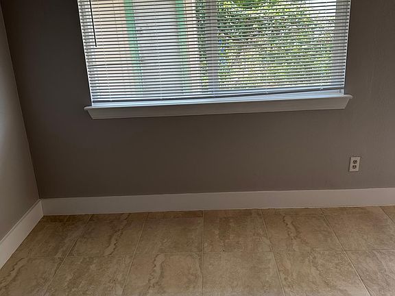 4th image of 5314 Ponciana Dr Unit A