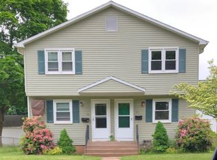 22 Wetherell St, Manchester, CT 06040