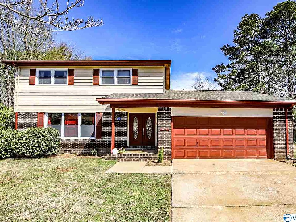 1st image of 2515 Lancelot Dr SE