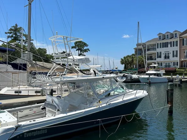 B25 Windmill Harbour Marina, Hilton Head Island, SC 29926