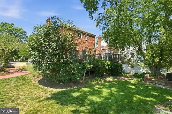 115 S Kensington St — Photo 14