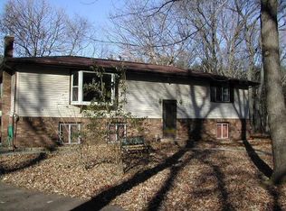 N4215 Bilkie Rd, Poynette, WI 53955