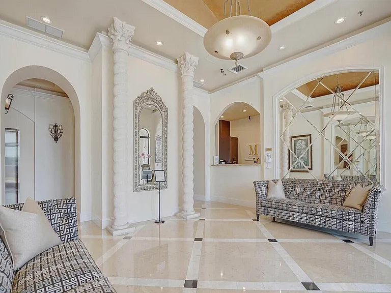616 Clearwater Park Rd #LP4 — Photo 12