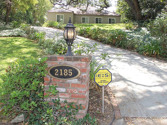3rd image of 2185 Ashbourne Dr