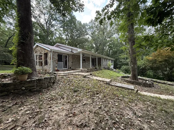 63 Hilldale Church Rd, Fayetteville, TN 37334