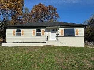 2216 Oak Ln, Gary, IN 46408