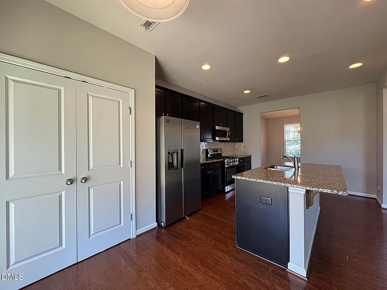 3920 Massey Pointe Ct — Photo 12