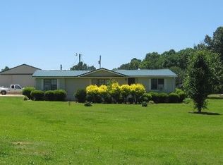 3415 Old Stage Rd, Decaturville, TN 38329