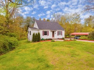 103 Brookfield Rd, Sturbridge, MA 01518