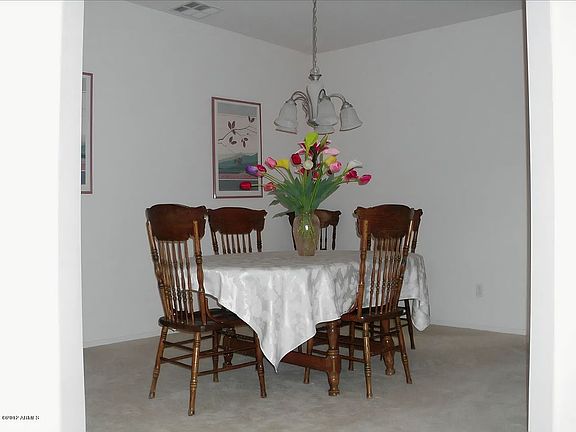 3rd image of 1475 E Sunset Dr