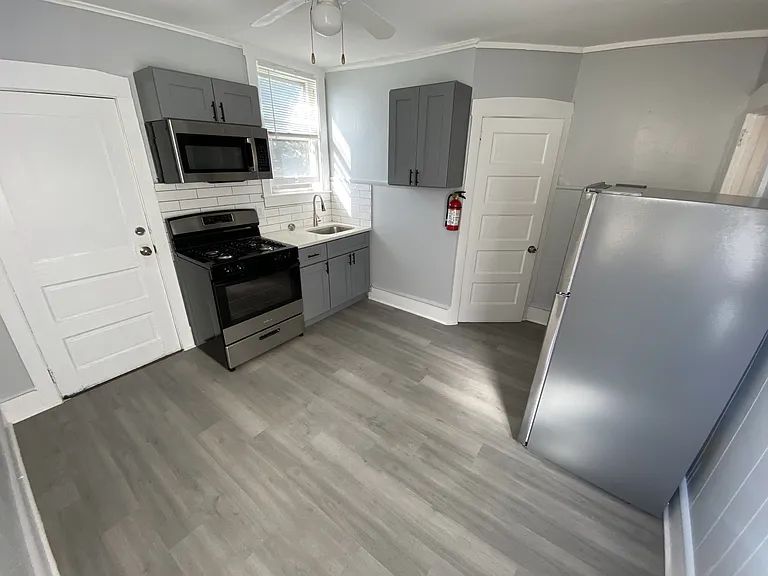 123 Chestnut Ave #A — Photo 8