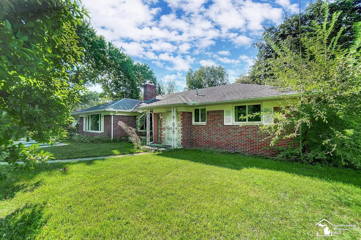 2269 Smith Rd, Temperance, MI 48182 Zillow